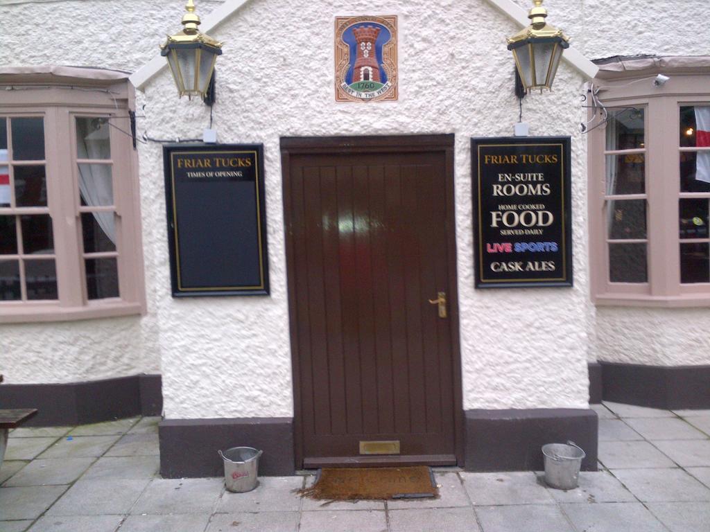 The Friar Tucks Hotel กลอสเตอร์ ภายนอก รูปภาพ